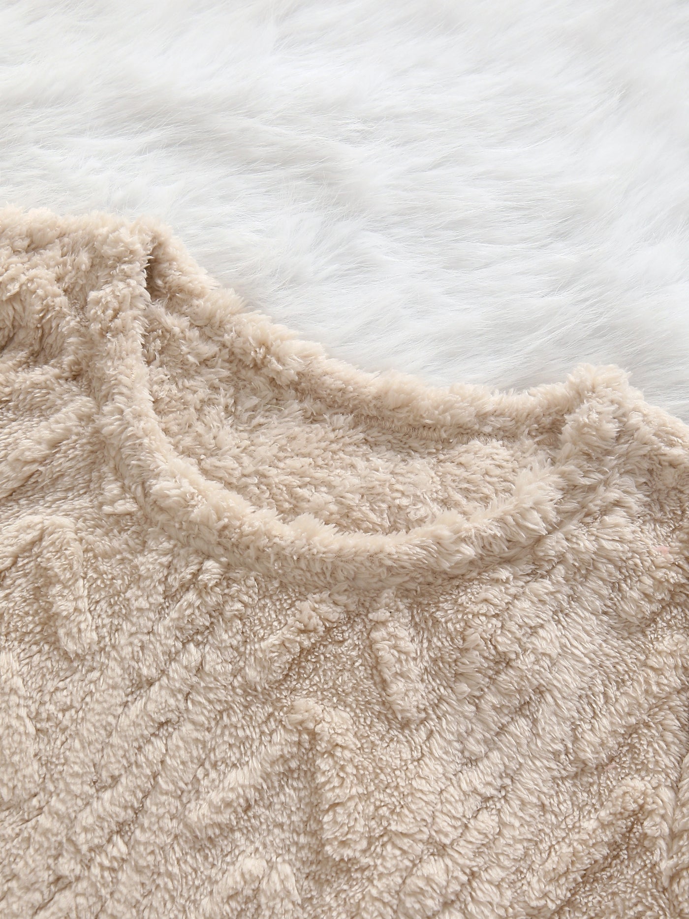 Victoria soft sweater