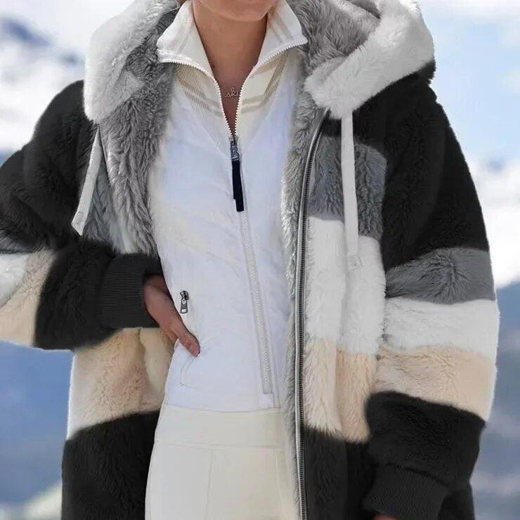 Andrea Winter Jacket with Hood and Zipper