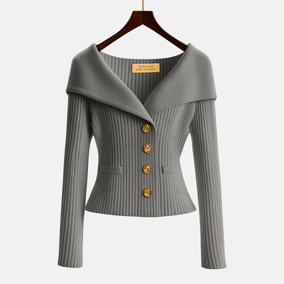 Clariza Elegant Cardigan