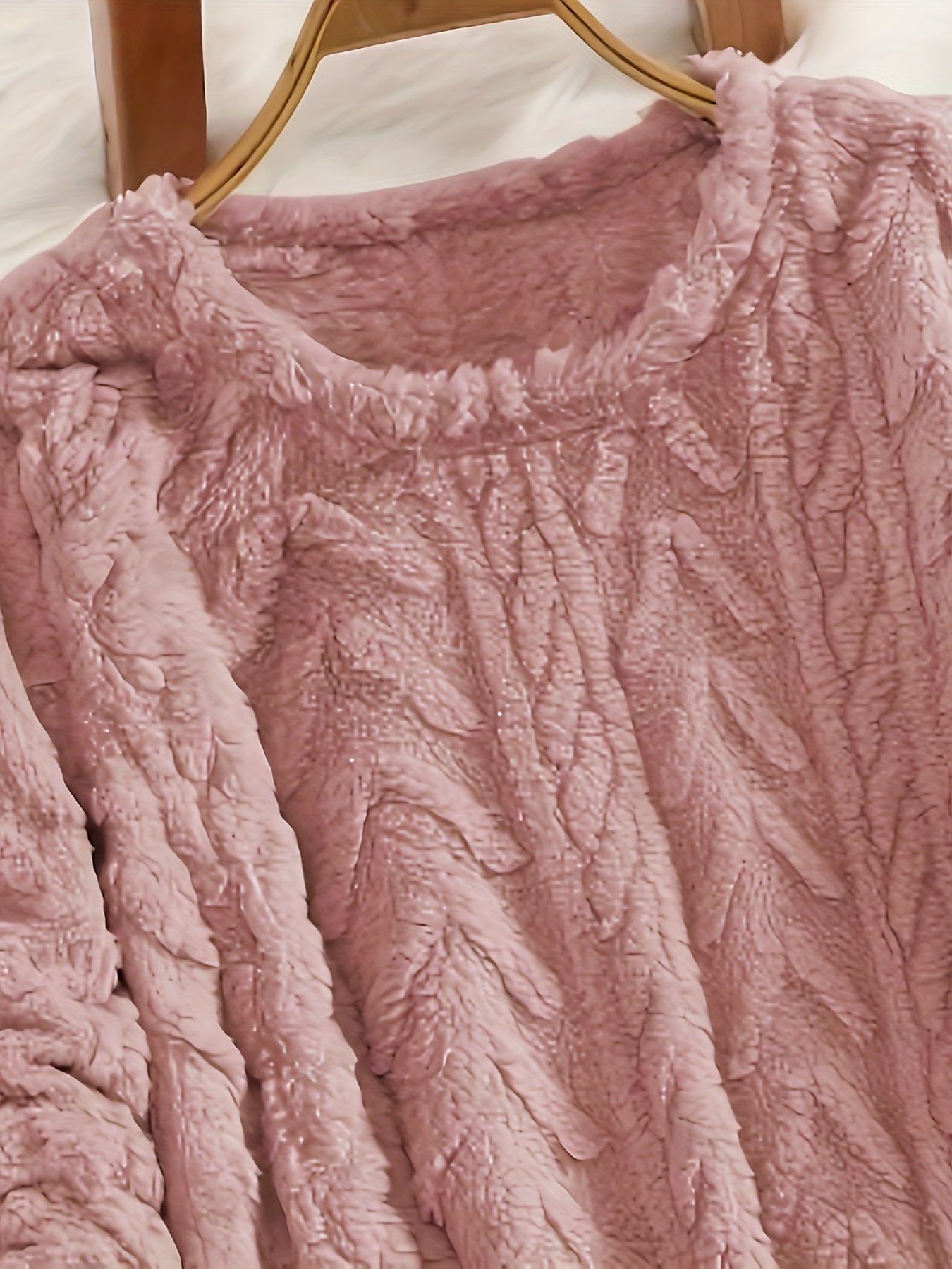 Victoria soft sweater